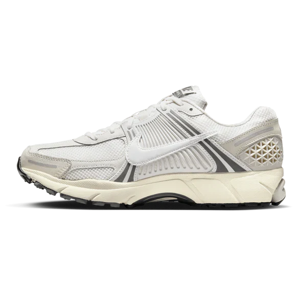 NK Zoom Vomero 5 Platinum Tint