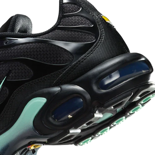 NK Air Max Plus Tuned 1 Negro / Verde Menta