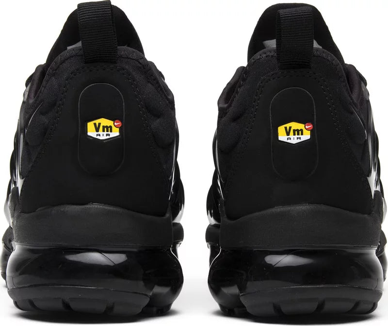 NK Air VaporMax Plus Triple Black