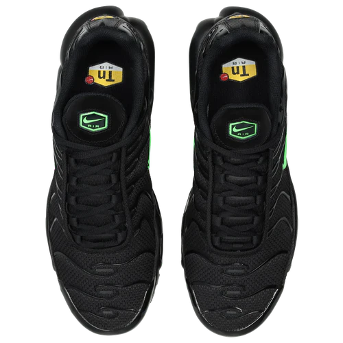NK Air Max Plus Tuned 1 Negro / Verde Strike