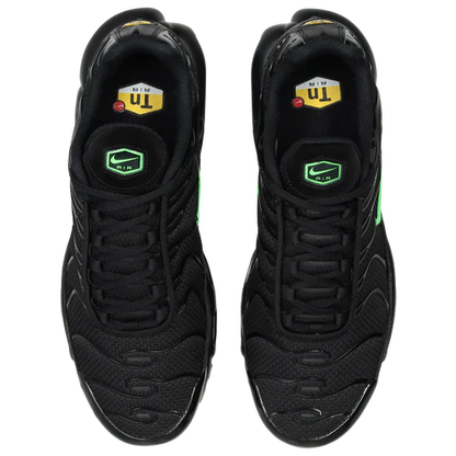 NK Air Max Plus Tuned 1 Negro / Verde Strike