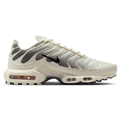 NK Air Max Plus Tuned 1 Light Orewood Cave Stone