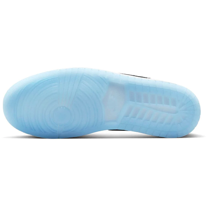 under the air jordan 1 low concord